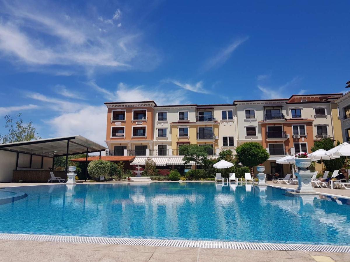 Lilia Apartments Каваци, Созопол Bagian luar foto