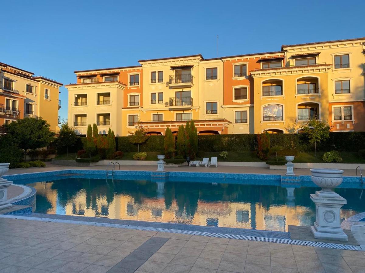 Lilia Apartments Каваци, Созопол Bagian luar foto