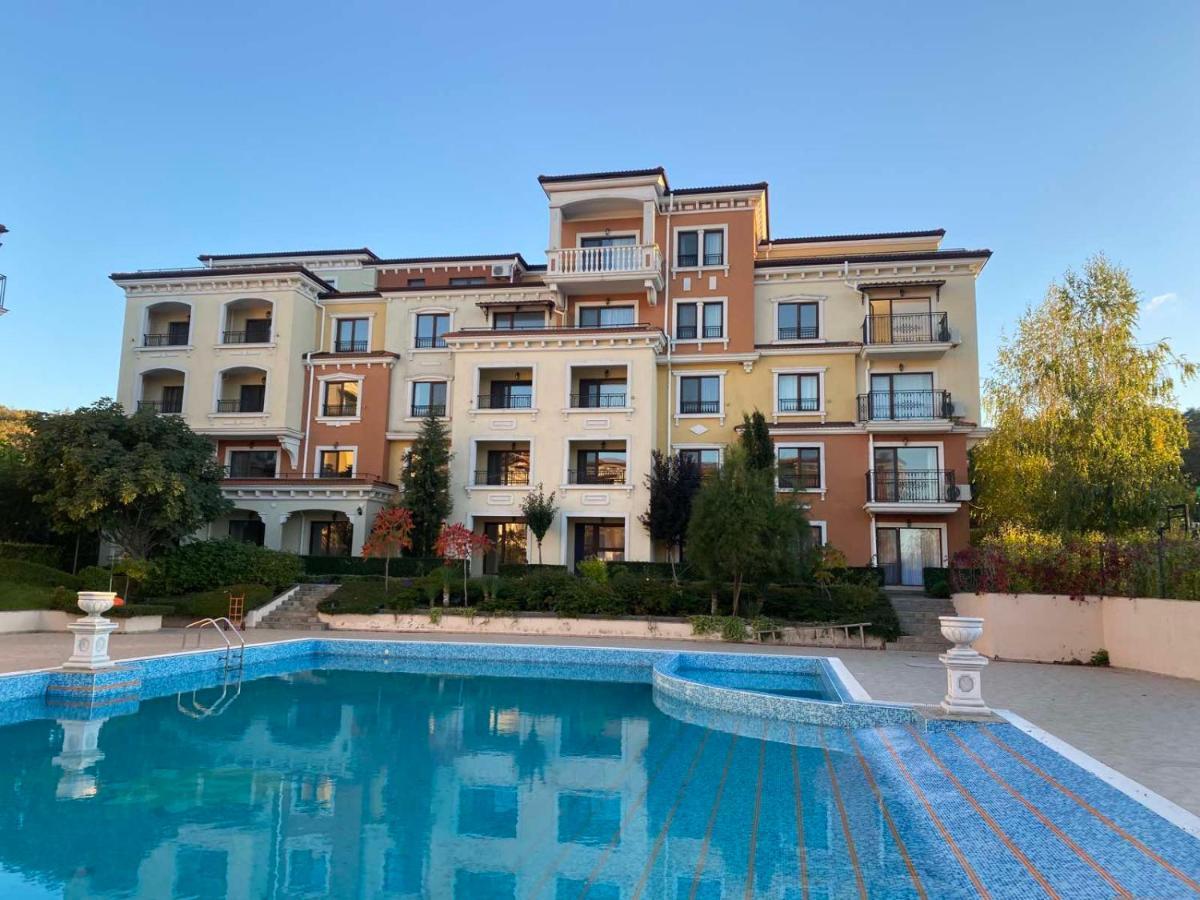 Lilia Apartments Каваци, Созопол Bagian luar foto