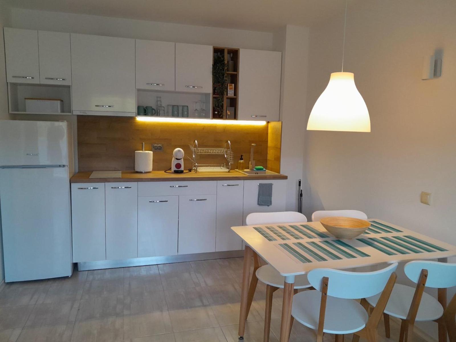 Lilia Apartments Каваци, Созопол Bagian luar foto